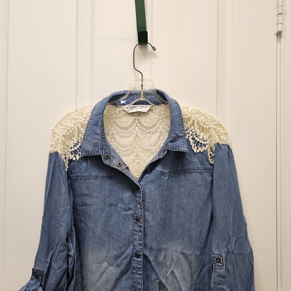 Celebrity Pink Denim Snap-Up Size XL - Picture 5 of 9